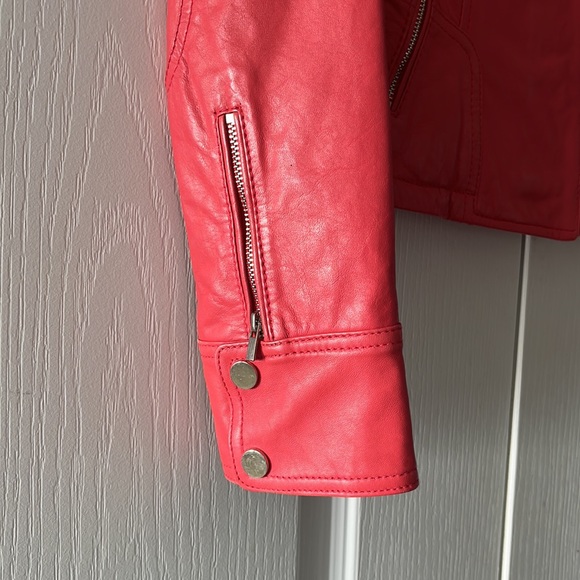 EUC La Marque leather jacket - Picture 5 of 13